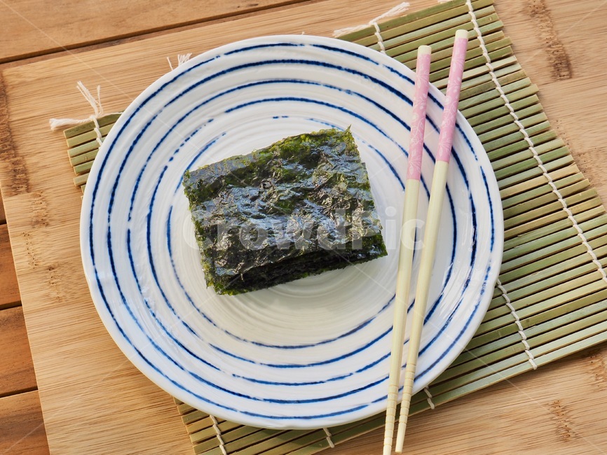 김,구운김,해초,반찬,한국음식,식품,한식,한국문화,한국,배경,음식문화,웰빙,문화,아시아,아시아음식,접시,전통,젓가락,음식,바삭한음식,음식,식재료,요리,food,cook,meal,dishes,food reserves,한식,한국음식,한국요리,korean food,korean dishes,korean meal,korean cook