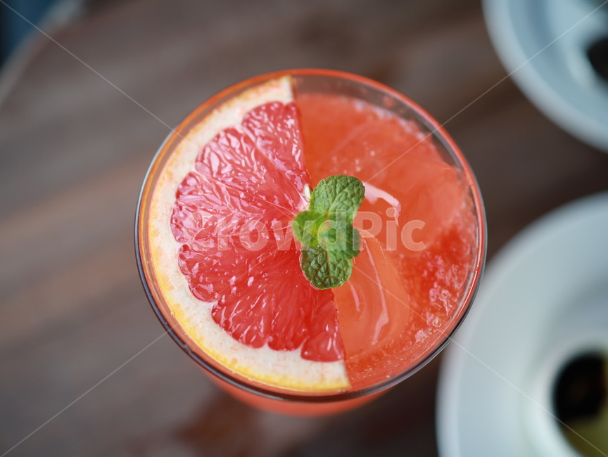 음식,마실것,beverage,cocktail,칵테일,자몽,음료,에이드,자몽에이드,시원한,얼음,drink,alcohol,cup,음료수,drink,beverage