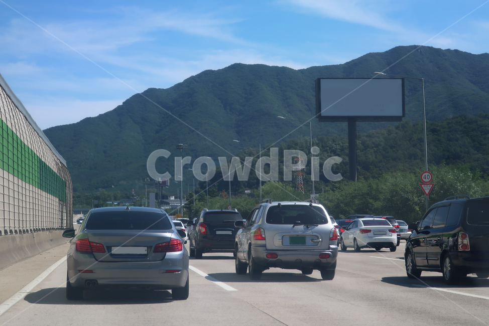 고속,도로,광고,광고판,빈,자동차,승용차,주행,차로,차선,교통,교통수단,traffic,transportation