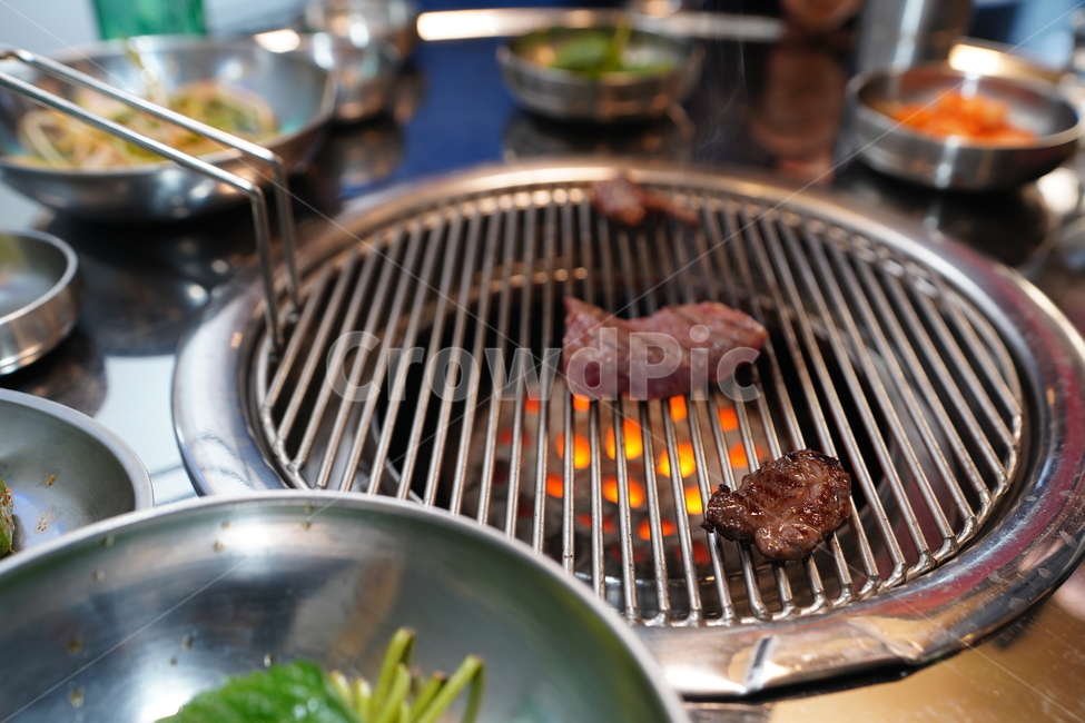 고기,한우,육류,육식,식사,먹방,술자리,안주,안주거리,구이,한식,소고기,먹거리,푸드,food,음식,음식,식재료,요리,food,cook,meal,dishes,food reserves,육류,고기,meat