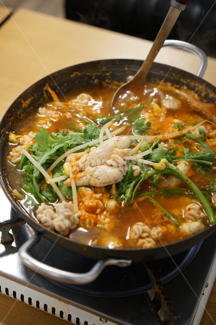 내장탕,알탕,한식,한국음식,국물요리,국물,찌개,탕요리,음식,식재료,요리,food,cook,meal,dishes,food reserves,한식,한국음식,한국요리,korean food,korean dishes,korean meal,korean cook