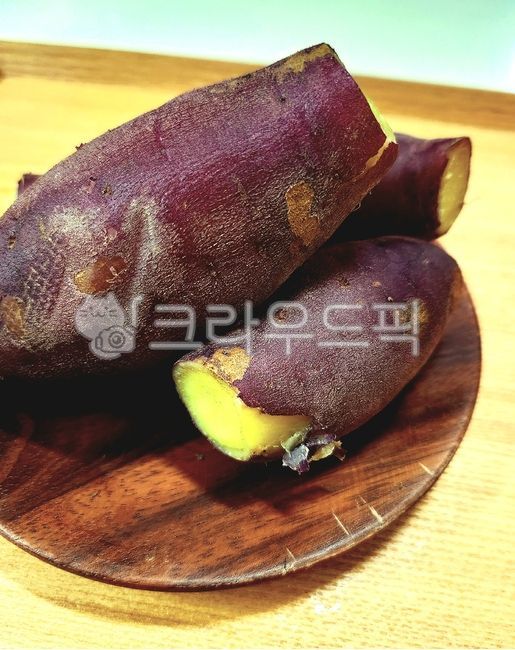 chestnut sweet potato,sweet potato,snack,sweet,sweetpotato,food