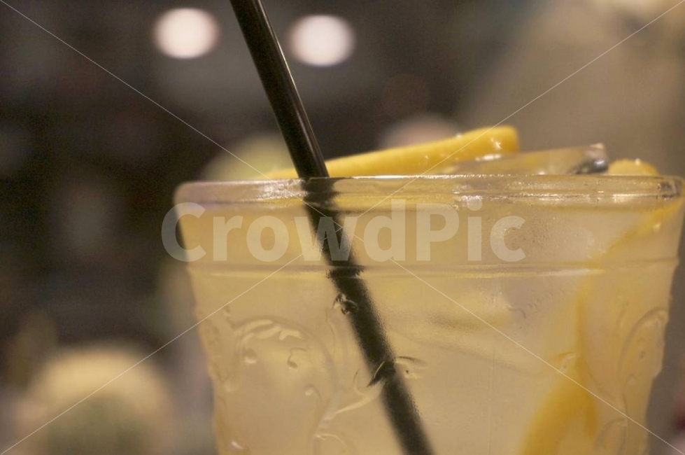 음식,카페,음료수,레몬에이드,레몬,컵,빨대,얼음,음료,음료수,drink,beverage,감성,sensible,feeling