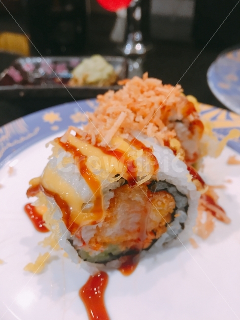 롤,스시,회전초밥,일식,캘리포니아롤,음식,식재료,요리,food,cook,meal,dishes,food reserves,일식,일본음식,일본요리,Japanese food,Japanese dishes,Japanese meal,Japanese cook