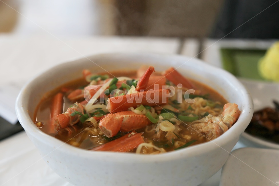 꽃게라면,대게라면,해물라면,해장라면,맛집,매운음식,한국음식,여행지음식,음식,식재료,요리,food,cook,meal,dishes,food reserves,면류,면요리,noodles