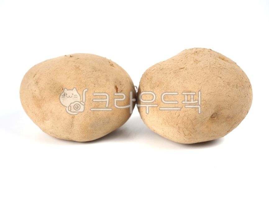 감자,찐감자,삶은감자,제철음식,햇감자,7월음식,여름음식,여름감자,누끼,감자누끼,식재료,식자재,potato,생감자,강원도감자,요리,음식재료,푸드,food,음식,cook,야채,채소,흰배경