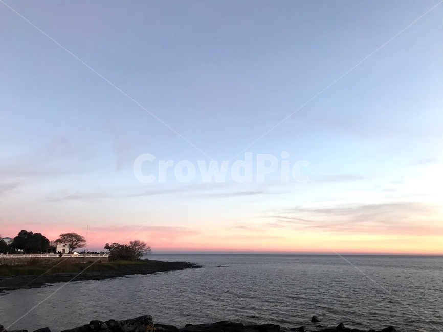 남미,여행,우루과이,하늘,풍경,구름,노을,일몰,강,자연,풍경,nature,landscape,outdoors,옥외,land,땅,shoreline,해안선,water,물,ocean,대양,sea,바다,architecture,건축물,building,건물