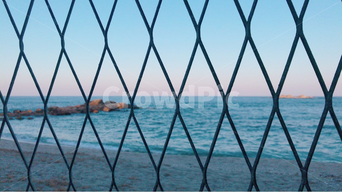 동해,바다,해변,하늘,감성,속초,여행,철조망,철망,그리드,저녁,노을,일몰,sea,sky,sunset,자연,풍경,nature,landscape,해변,바다,beach,sea,감성,sensible,feeling