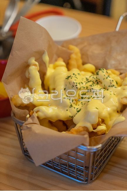 Potato dish,Drink snacks,Side menu,fried food,snack,Butter Garlic,food,French fries,potato,French Fries,frenchfries,cooking,friedpotato