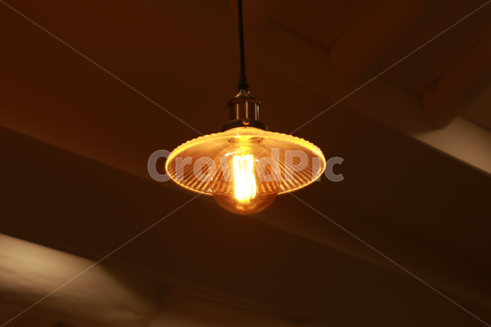 lightfixture,전등,전구,동그란전구,lightbulb,감성사진,감성,노란전구