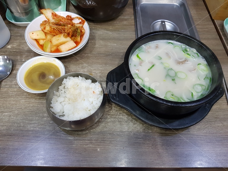 국밥,설렁탕,한끼,식사,음식,음식,식재료,요리,food,cook,meal,dishes,food reserves,한식,한국음식,한국요리,korean food,korean dishes,korean meal,korean cook