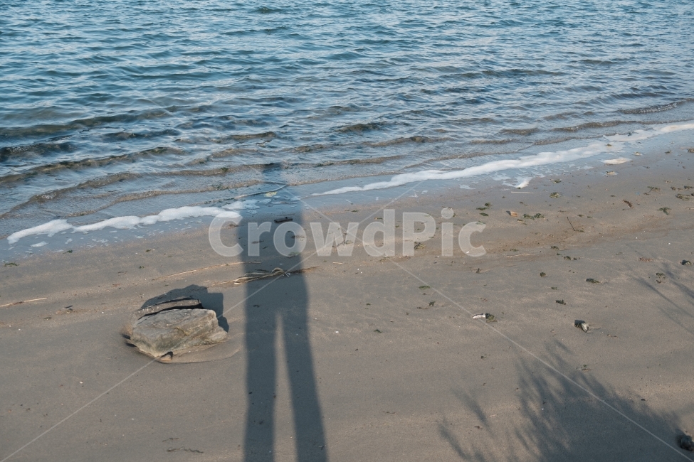 강,해변,그림자,풍경,감성,바닷가,자연,모래,햇빛,해변,바다,beach,sea,사람,인물,인간,human,person,인물실루엣,사람실루엣,character silhouette,human silhouette
