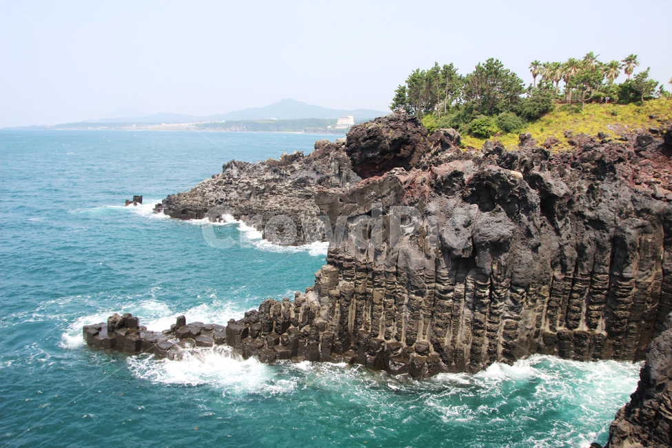 바다,주상절리,자연,절벽,제주도,sea,낭떠러지,곶,자연물,역동적인,파도,화산,화산활동,제주도,jeju,jeju island