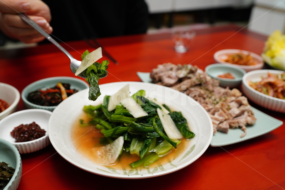 음식,고기,육류,육식,김치,물김치,한식,한국,식사,안주,반찬,먹거리,푸드,보쌈,수육,food,식품,dish,요리,음식,식재료,요리,food,cook,meal,dishes,food reserves