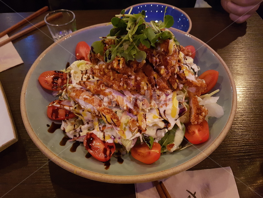 샐러드,케이준치킨샐러드,케이준치킨,음식,양식,dish,food,요리,식사