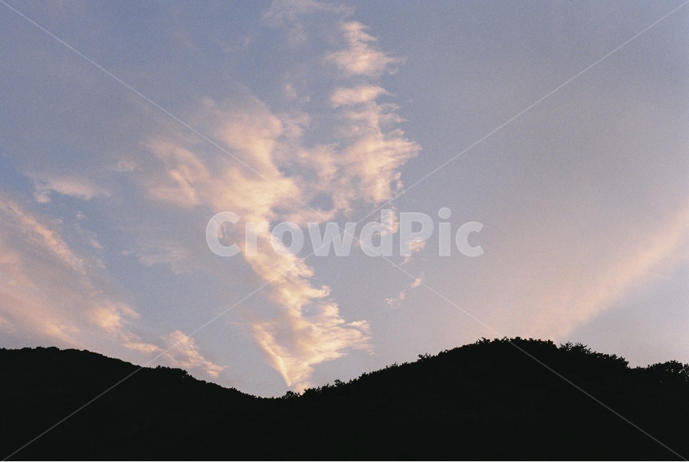 하늘,구름,산,노을,저녁,sky,mountain,석양,해질녘,자연,풍경,nature,landscape,outdoors,옥외,weather,날씨,cloud,cumulus,적운