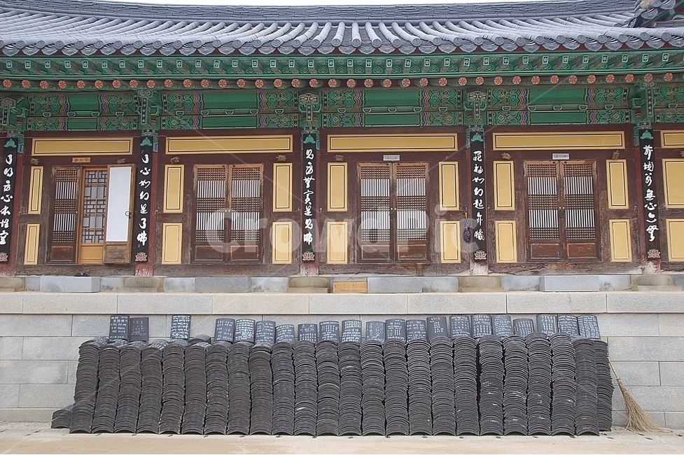 사찰,수덕사,절,불교,temple,한국,예산군,덕산면,한국전통,한국문화,korean traditional,korean culture,종교,신앙,religion,belief,faith,건축물,건물외관,exterior,building,structure,architecture,construction