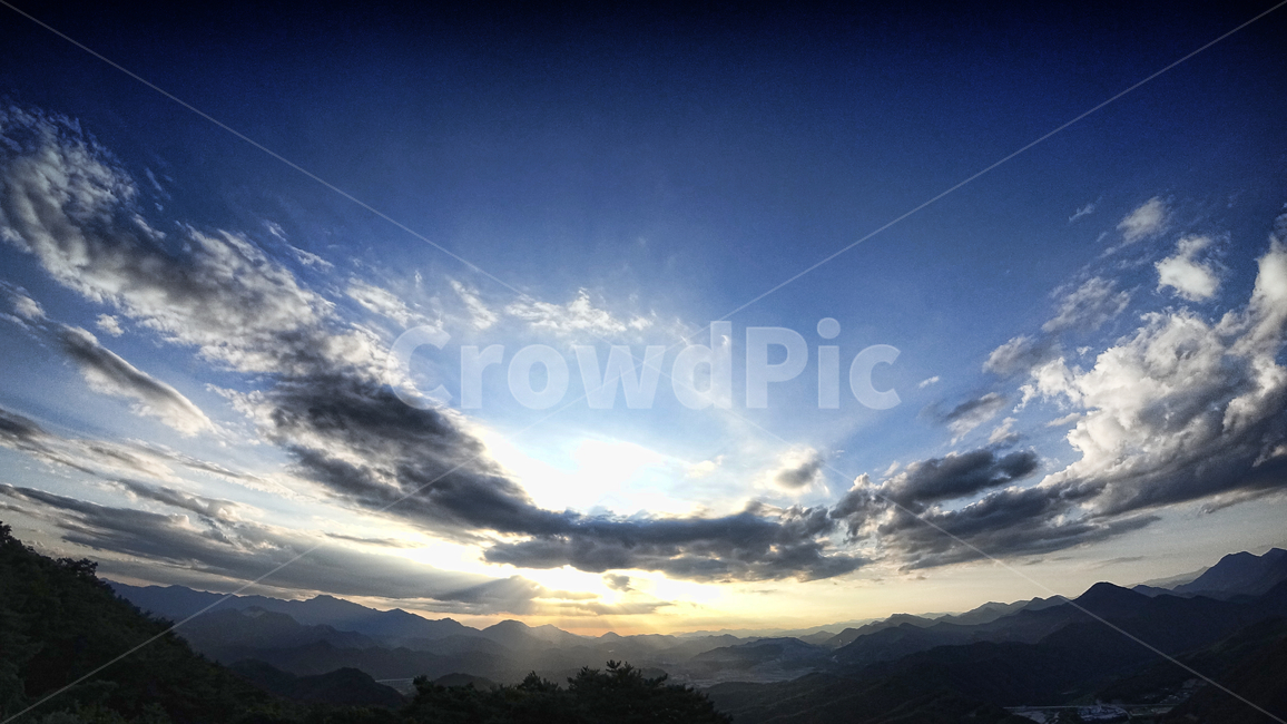 일몰,산,구름,해,산정상,sunset,자연,풍경,nature,landscape,outdoors,옥외,flare,플레어,light,빛,sunlight,햇빛
