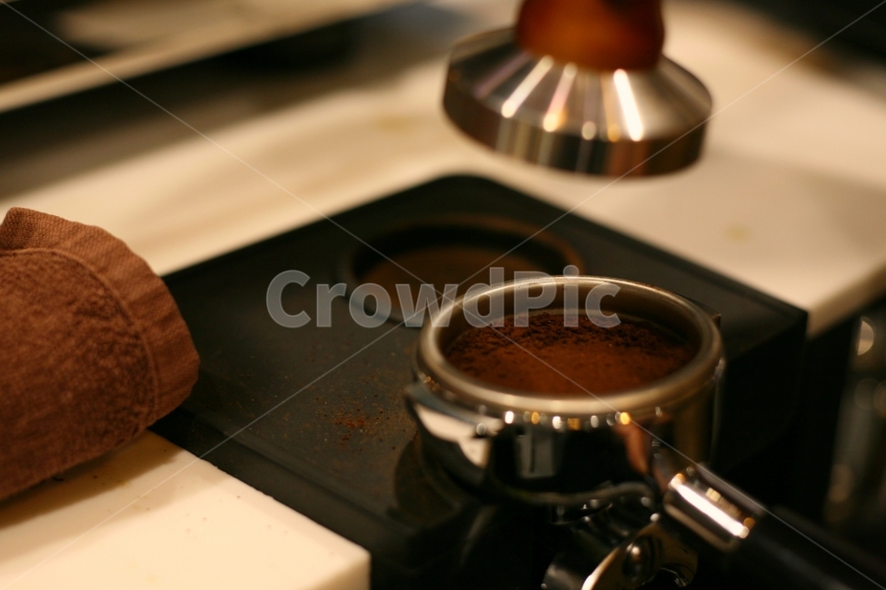 카페,커피,감성사진,색감,아메리카노,카푸치노,카페라떼,라떼아트,원두,커피원두,원두커피,맥심,차,커피추출,그라인더,스팀,로스팅,커피머신,추출,티타임,티,coffee,cafe,coffeebean,bean,바리스타,CoffeeBrewing,커피,카페,coffee,cafe,감성,sensible,feeling