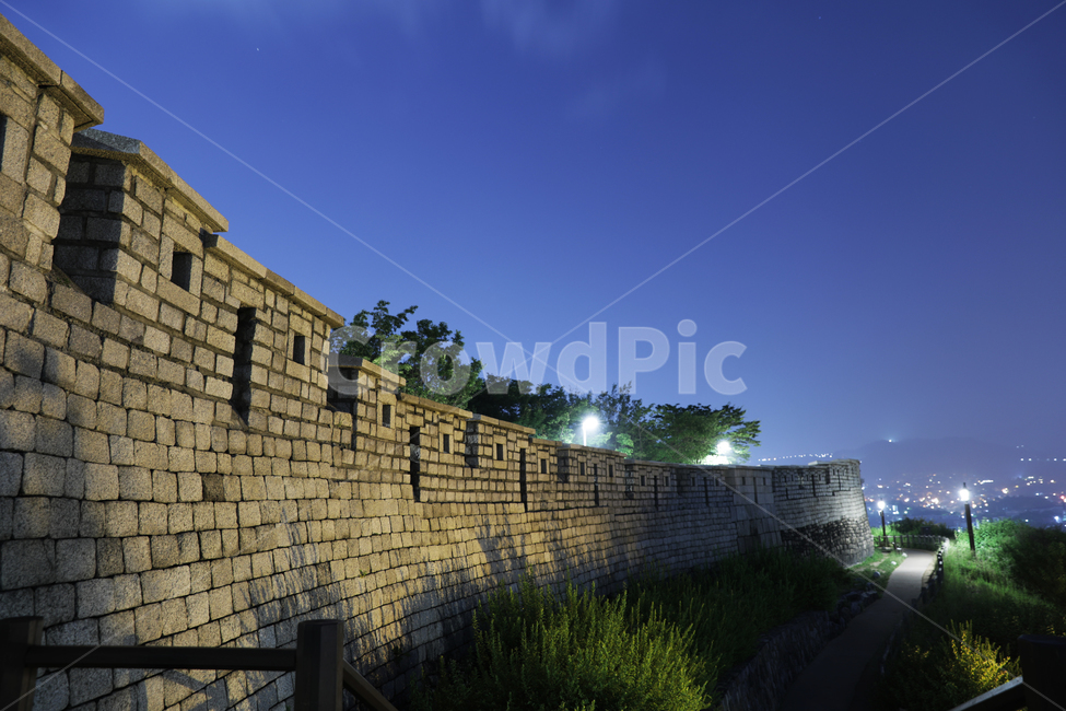 서울,낙산공원,야경,불빛,감성,밤,풍경,nightscape,night,landscape,한국전통,한국문화,koreantraditional,koreanculture,건축물,건물외관,exterior,building,structure,architecture,construction,야경,밤,풍경,nightscape,night,landscape,한국전통,한국문화,korean traditional,korean culture,건축물,건물외관,exterior,building,structure,architecture,construction,castle,성,건물