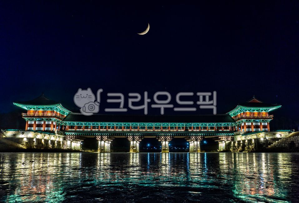 Woljeong Bridge,Woljeong Bridge night view,Gyeongju night view,Gyeongju tourist attractions,Gyeongju