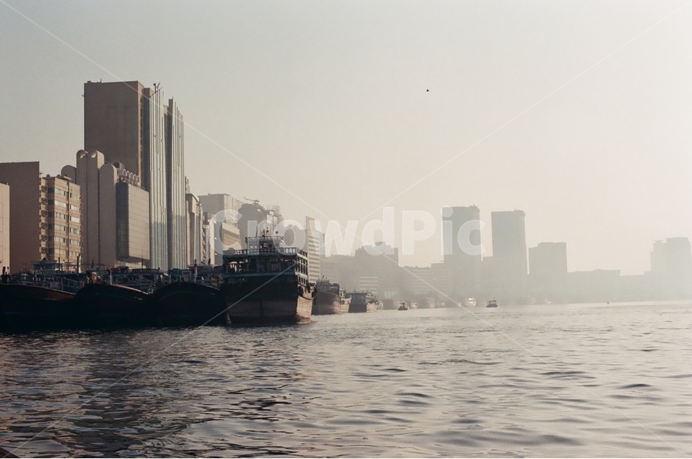 강,갈매기,외국,감성,역광,gull,seagull,dubai,abudabi,두바이,아부다비,해외,세계,세계풍경,자연,도시,감정,landscape,world,feeling,emotion,도시,풍경,city,landscape,해외,외국,세계,foreign,oversea,world,세계도시풍경,해외도시풍경,외국도시풍경,world cityscape,감성,sensible,feeling,교통,교통수단,traffic,transportation,nature