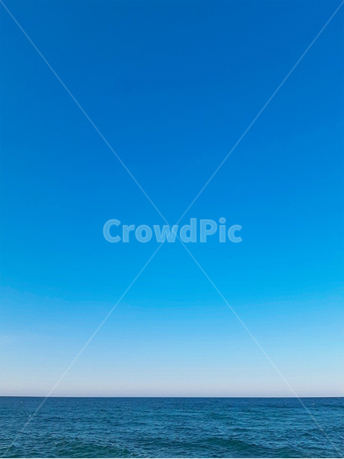 여름,하늘,바다,푸른,파랑,여름바다,바닷가,여름하늘,sky,bluesky,푸른하늘,파란하늘,blue,summer,시원한,잔잔한,해안,창공,맑은하늘,구름없는,theair,힐링