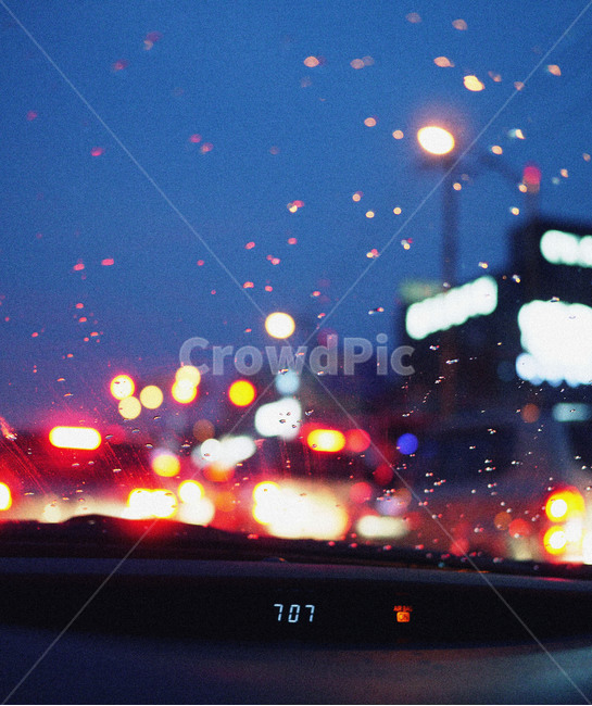 일몰,배경흐림,자동차,불빛,저녁,sunset,car,outoffocus,lights,비,비오는날,rain,rainy,교통,교통수단,traffic,transportation
