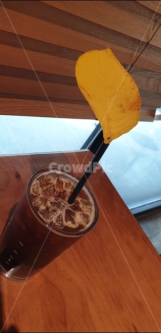 가을,커피,아메리카노,계절,낙엽,단풍,까페
