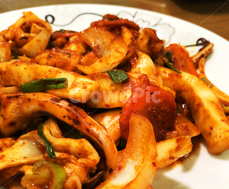 오징어볶음,반찬,오징어,매운,매콤한,dish,요리,food,음식,meal,식사,squid,stirfriedsquid