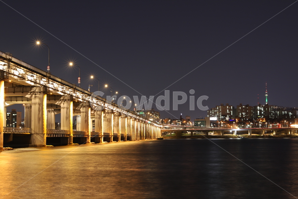 waterfront,building,워터프론트,water,물,다리,한강,서울,야경,야간,밤,하늘,공원,불빛,가로등,seoul,night,river,남산타워,반포대교,야경,밤,풍경,nightscape,night,landscape,워터 프론트,건물