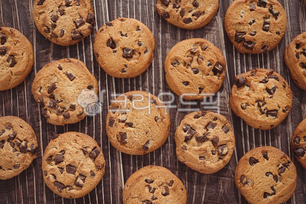 cookie,snack,Chocolate Chip Cookies,biscuit,food,chocolate