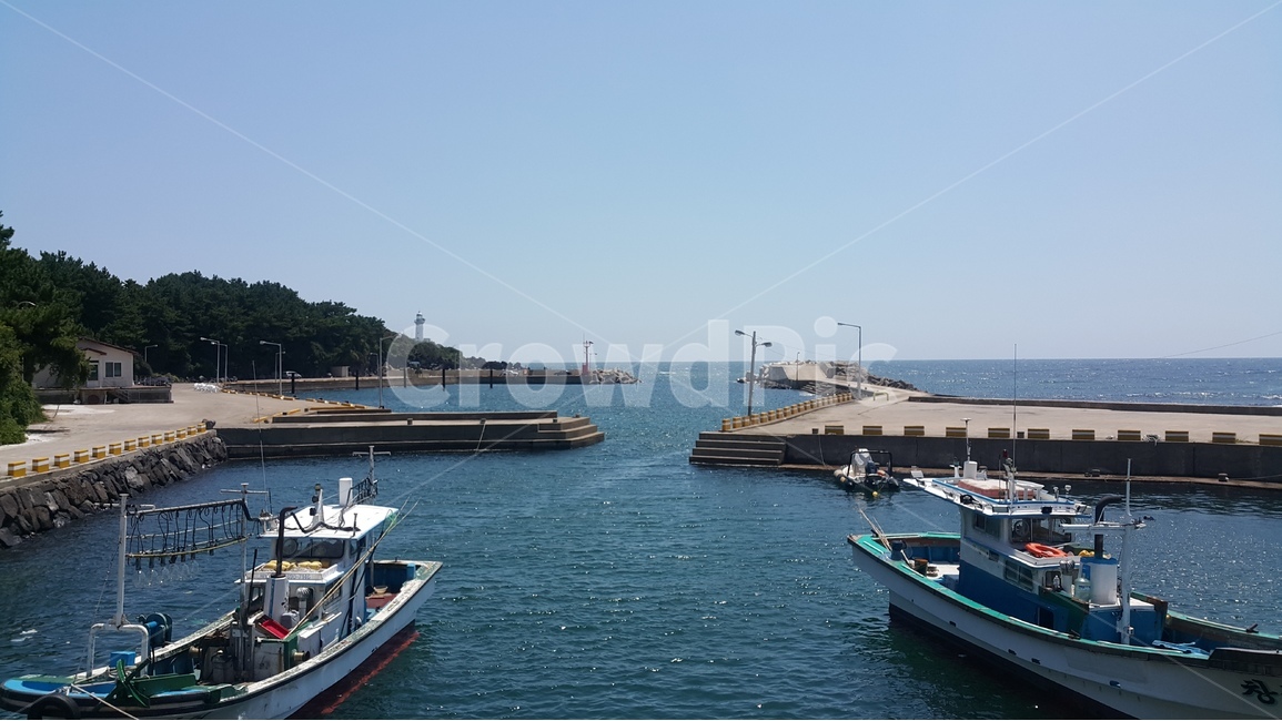 제주,바다,포구,항구,풍경,어선,배,맑음,하늘,자연,풍경,nature,landscape,교통,교통수단,traffic,transportation,watercraft,선박,vehicle,차량,water,물,boat,보트,waterfront,워터 프론트,port,포트,pier,교각