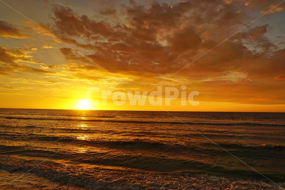 노을,바다,선셋,해변,구름,햇빛,비치,하늘,붉은색,빨강,sunset,red,sky,수평선,자연,풍경,nature,landscape,outdoors,옥외,sunlight,dusk,황혼,dawn,새벽,red sky,붉은 하늘,일몰
