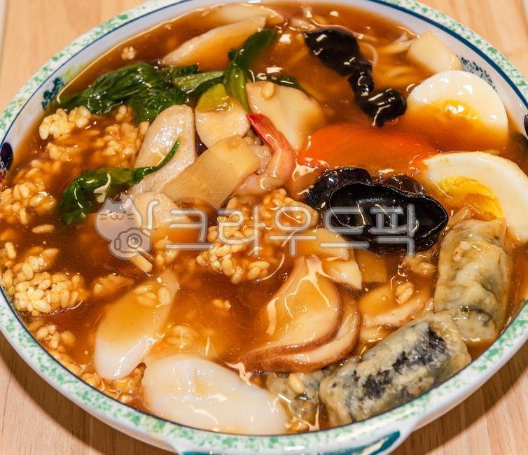 누룽지탕,누룽지,당근,찐계란,달걀,떡국,떡국떡,버섯,국수,칼국수,야채,김말이,새우,중국요리,중화요리,중국음식,중국집,차이나,중국,음식,요리,조리,요기,먹거리,먹을거리,식사,중식,중화음식,중식집,중국음식점,그릇,음식그릇,식재료,식자재,소스,음식소스,푸드,음식용기,사기그릇,dish,food,meal,bowl