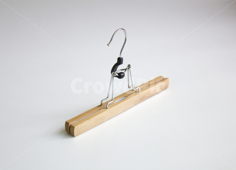 옷걸이,바지걸이,나무,우드,우든,금속,소품,행거,걸다,생활잡화,흰배경,생활용품,정물,물건,사물,사물,물건,오브젝트,thing,object,matter