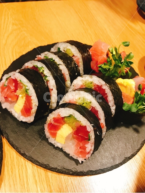 스시,food,사시미,회,와사비,참치김밥,참치,무순,셋팅,푸드,스타일리스트,sushi,음식,음식,식재료,요리,food,cook,meal,dishes,food reserves