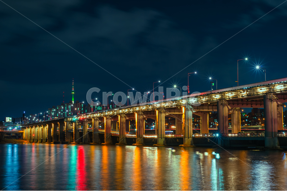 야경,반포대교,서울,한강,남산타워,야경,밤,풍경,nightscape,night,landscape,도시,city,한국도시풍경,한국도시경관,korea cityscape,랜드마크,landmark,tourist attraction,한국랜드마크,한국관광지,한국명소,korea landmark,korea tourist attraction,building,건물