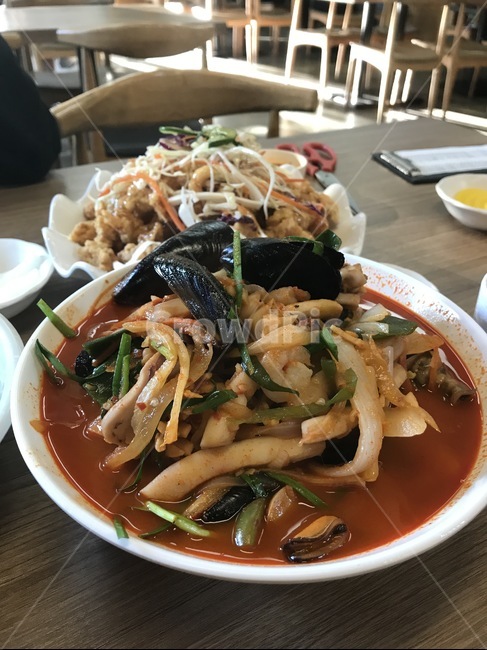 food,음식,dish,요리,noodle,국수,짬뽕,탕수육,해물짬뽕,해물,seafood