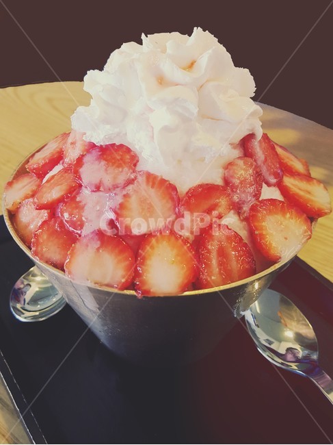 빙수,딸기빙수,과일빙수,iceflake,디저트,dessert