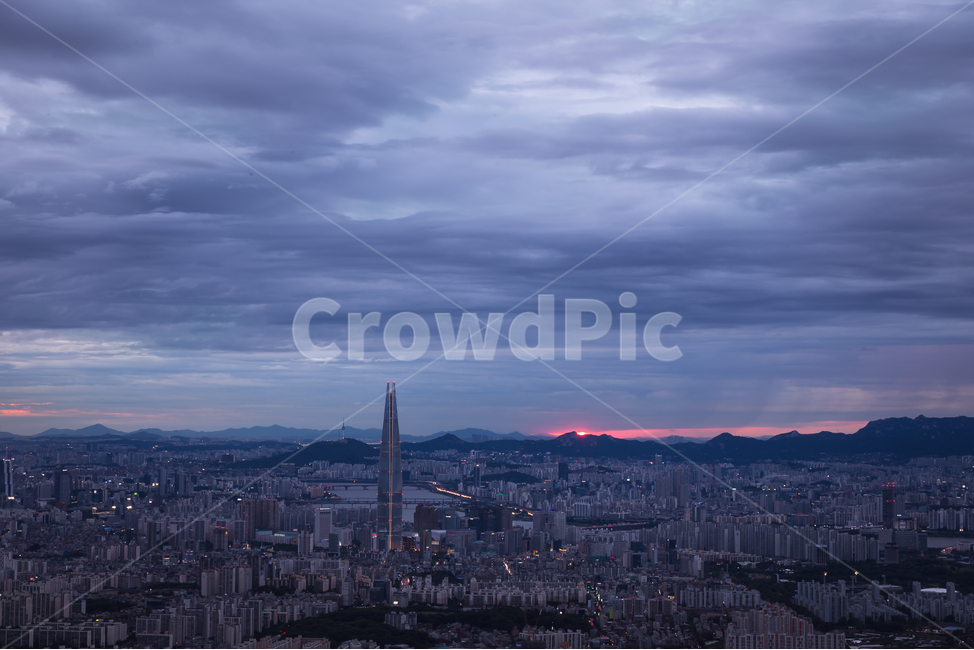 제2롯데월드,서울,도시,롯데월드타워,풍경,한국도시풍경,한국명소,한국,일몰,야경,밤,풍경,nightscape,night,landscape,도시,city,한국도시풍경,한국도시경관,korea cityscape,nature,자연,경치,outdoors,옥외,scenery,building,건물,tower,탑,spire,첨탑,architecture,건축물,steeple,뾰족한 탑,aerial view,조감도