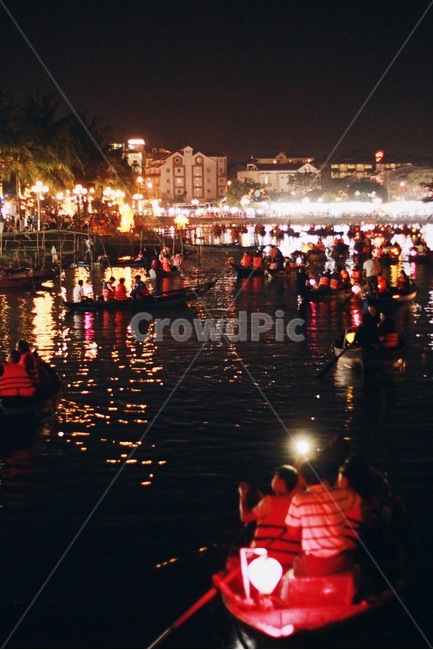 풍등,야경,베트남,보트,강,야경,밤,풍경,nightscape,night,landscape,도시,city,해외,외국,세계,foreign,oversea,world,세계도시풍경,해외도시풍경,외국도시풍경,world cityscape,사람들,대중,군중,other people,crowd,감성,sensible,feeling