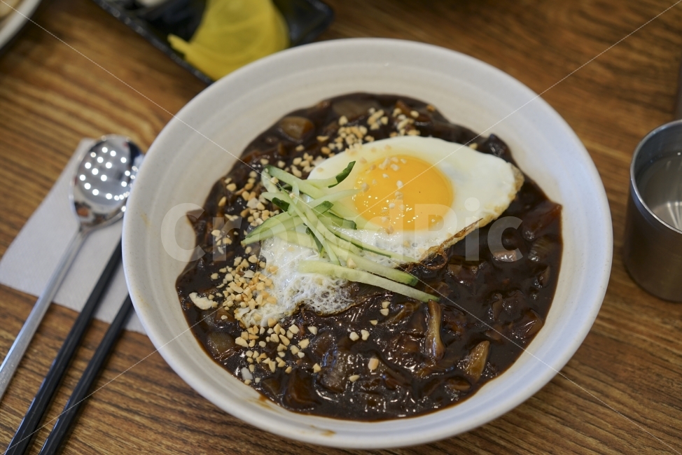 짜장,계란,짜장면,자장면,중식,중화요리,점심,음식,식재료,요리,food,cook,meal,dishes,food reserves,중식,중국음식,중화요리,chinese food,chinese dishes,chinese meal,chinese cook