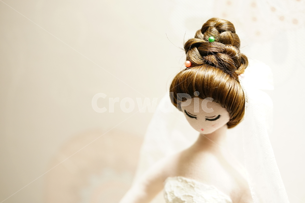 인형,여인,여자,여성,소품,작품,doll,표정,미소,드레스인형,얼굴,접사,만들기,제작,솜씨,손재주,핸드메이드,느낌,감성,감성사진,예술,art,사물,물건,오브젝트,thing,object,matter