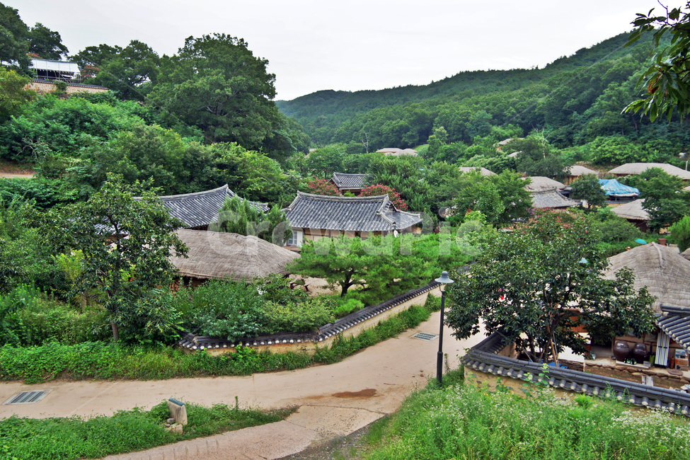양동마을,경주,유네스코세계문화유산,집성촌,양반마을,전통가옥,월성손씨,여강이씨,초가집