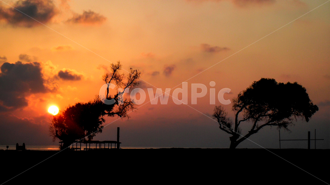 여명,바닷가,해변,일출,실루엣,자연,풍경,nature,landscape,실루엣,그림자,silhouette,shadow,outdoors,옥외,dawn,새벽,red sky,붉은 하늘,sunset,일몰,sky,하늘,dusk,황혼