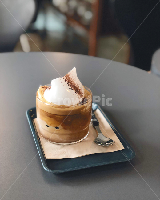 cup,컵,coffeecup,커피컵,도기류,latte,라떼,drink,beverage,마실것,카페,모닝커피,커피,카페,coffee,cafe