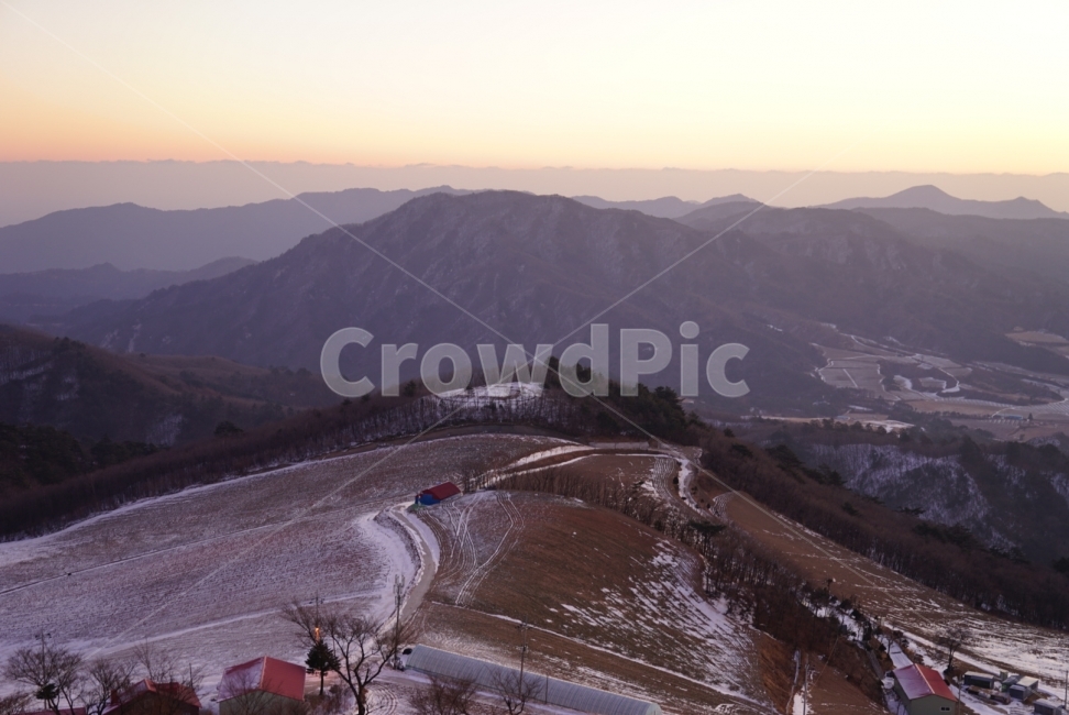 무술년,안반데기,첫일출,풍경,강릉,겨울,계절,winter,season,자연,풍경,nature,landscape,한국자연풍경,한국자연경관,korea nature landscape,outdoors,옥외,slope,경사