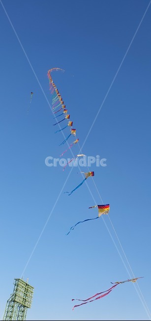 연,하늘,푸른,파란하늘,연날리기,민속,민속놀이,추억,놀이,맑은,kite,toy,장난감