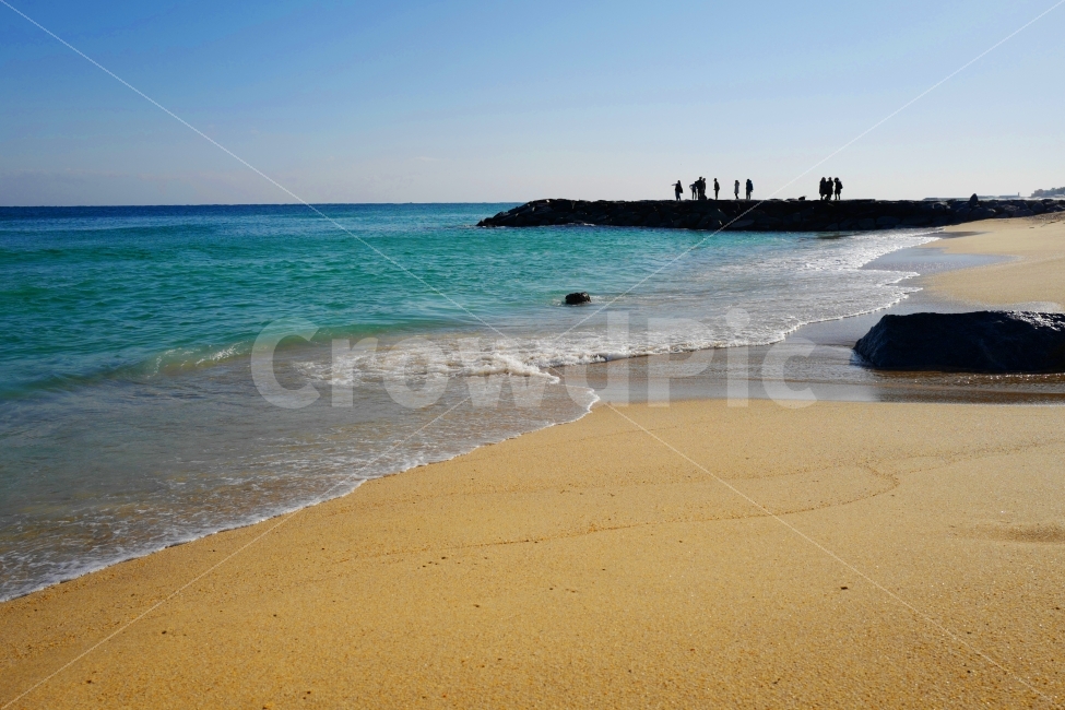 겨울바다,도깨비촬영지,바다,방파제,실루엣,사람,자연,풍경,nature,landscape,해변,바다,beach,sea,인물실루엣,사람실루엣,character silhouette,human silhouette,water,물,shoreline,해안선,ocean,대양,outdoors,옥외